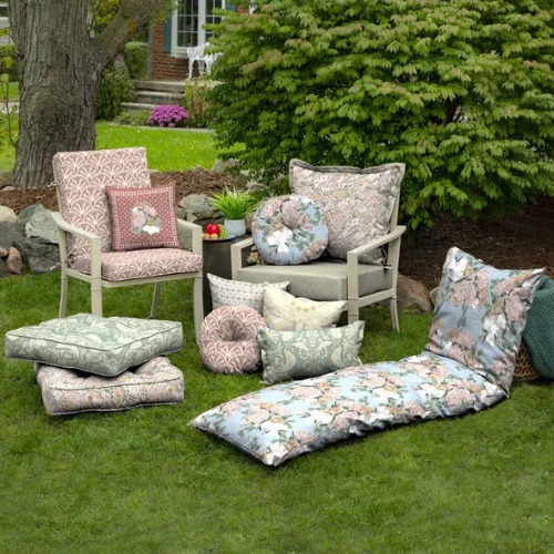 How Long Do Outdoor Cushions Last In Dubai?